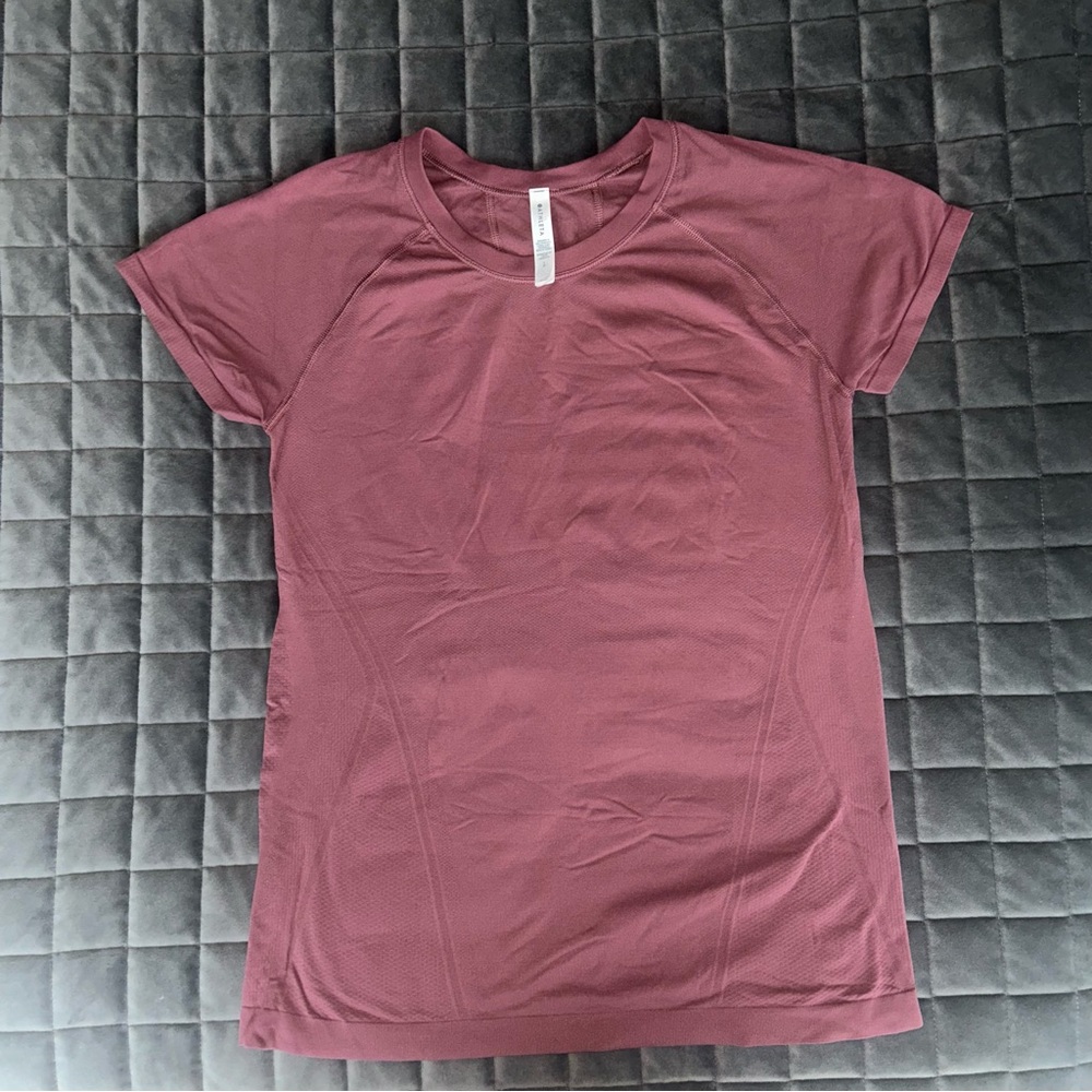 Athletes seamless  workout top